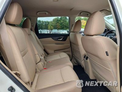 Zdjęcie 11 z 13 samochodu: 2017 NISSAN ROGUE SV VIN:KNMAT2MV5HP515401 - miniatura