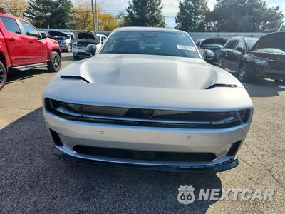 Piąte zdjęcie samochodu w środku: 2024 DODGE CHARGER DAYTONA SCAT PACK VIN:2C3CDBDK2RR205397 - miniatura