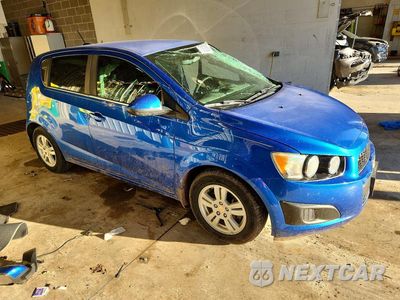 Czwarte zdjęcie samochodu z boku: 2016 CHEVROLET SONIC LT VIN:1G1JC6SH7G4159207 - miniatura