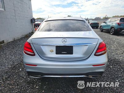 Zdjęcie 6 z 12 samochodu: 2017 MERCEDES-BENZ E 300 4MATIC VIN:WDDZF4KB6HA127830 - miniatura