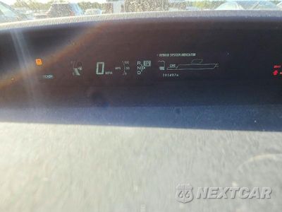 Zdjęcie 9 z 13 samochodu: 2011 TOYOTA PRIUS THREE VIN:JTDKN3DU6B0261712 - miniatura