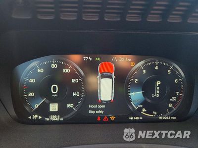 Zdjęcie 9 z 12 samochodu: 2018 VOLVO XC90 T6 VIN:YV4A22PK0J1347273 - miniatura