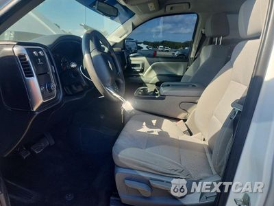 Zdjęcie 7 z 13 samochodu: 2018 CHEVROLET SILVERADO K1500 CUSTOM VIN:3GCUKPEC4JG225493 - miniatura