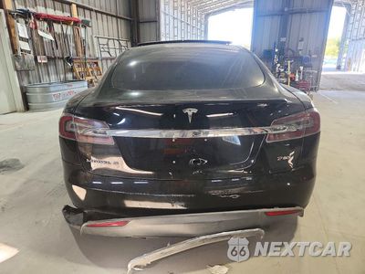 Zdjęcie 6 z 13 samochodu: 2013 TESLA MODEL S VIN:5YJSA1CP3DFP11770 - miniatura