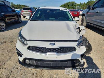 Piąte zdjęcie samochodu w środku: 2021 KIA FORTE LXS VIN:3KPF24AD0ME386378 - miniatura