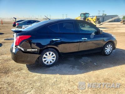 Trzecie zdjęcie samochodu z tyłu: 2014 NISSAN VERSA 1.6 SV VIN:3N1CN7AP9EL831061 - miniatura