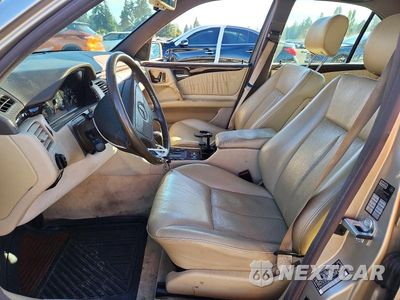 Zdjęcie 7 z 12 samochodu: 1996 MERCEDES-BENZ E 320 VIN:WDBJF55F0TJ023370 - miniatura