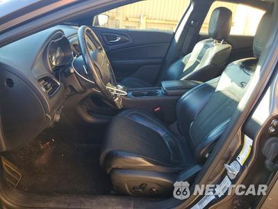 Zdjęcie 7 z 12 samochodu: 2015 CHRYSLER 200 S VIN:1C3CCCBB8FN537994 - miniatura