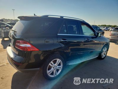 Trzecie zdjęcie samochodu z tyłu: 2015 MERCEDES-BENZ ML 350 VIN:4JGDA5JB7FA508718 - miniatura