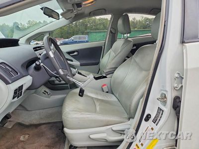 Zdjęcie 7 z 12 samochodu: 2010 TOYOTA PRIUS II VIN:JTDKN3DU4A0104047 - miniatura