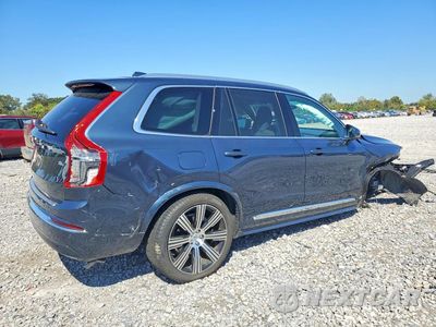 Trzecie zdjęcie samochodu z tyłu: 2025 VOLVO XC90 PLUS VIN:YV4062JE2S1332651 - miniatura
