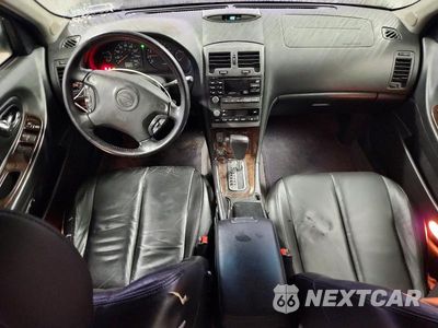 Zdjęcie 8 z 12 samochodu: 2001 NISSAN MAXIMA VIN:JN1CA31D81T620952 - miniatura
