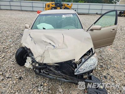 Zdjęcie 11 z 12 samochodu: 2005 TOYOTA CAMRY LE VIN:4T1BE32K55U570470 - miniatura