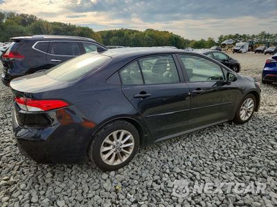Trzecie zdjęcie samochodu z tyłu: 2022 TOYOTA COROLLA LE VIN:JTDVPMAEXNJ210819 - miniatura