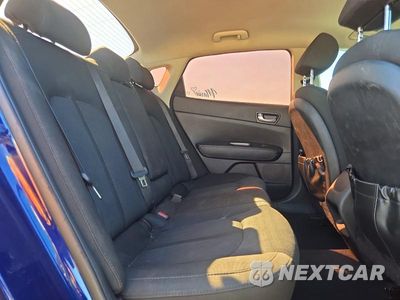 Zdjęcie 10 z 12 samochodu: 2017 KIA OPTIMA LX VIN:5XXGT4L31HG125814 - miniatura