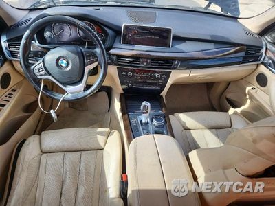 Zdjęcie 8 z 14 samochodu: 2014 BMW X5 XDRIVE35I VIN:5UXKR0C59E0H21321 - miniatura