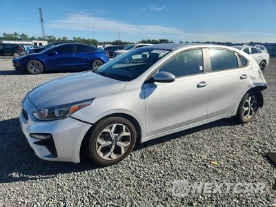 2021 KIA FORTE LXS 3KPF24AD7ME379170 - główne zdjęcie licytacji z USA - miniatura