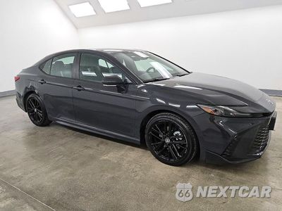 Czwarte zdjęcie samochodu z boku: 2026 TOYOTA CAMRY SE VIN:4T1DAACK9TU220571 - miniatura