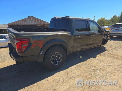 Trzecie zdjęcie samochodu z tyłu: 2026 FORD F150 RAPTOR VIN:1FTFW1RJ2TFA86780 - miniatura