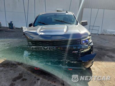 Piąte zdjęcie samochodu w środku: 2021 CHEVROLET SILVERADO K1500 TRAIL BOSS CUSTOM VIN:1GCPYCEF9MZ303138 - miniatura
