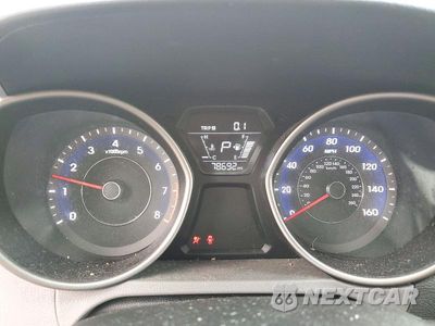 Zdjęcie 9 z 13 samochodu: 2014 HYUNDAI ELANTRA LIMITED VIN:5NPDH4AE2EH470598 - miniatura