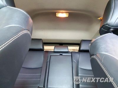 Zdjęcie 10 z 13 samochodu: 2019 TOYOTA RAV4 LIMITED VIN:JTMN1RFV0KD007519 - miniatura