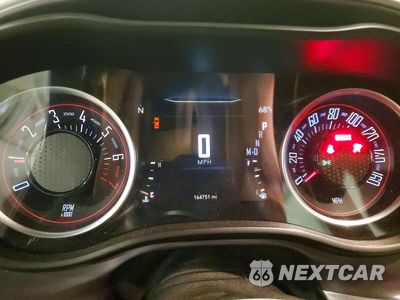 Zdjęcie 9 z 12 samochodu: 2019 DODGE CHALLENGER SXT VIN:2C3CDZGG6KH752636 - miniatura