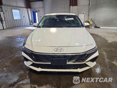 Piąte zdjęcie samochodu w środku: 2026 HYUNDAI ELANTRA HYBRID BLUE VIN:KMHLM4DJ9TU196976 - miniatura