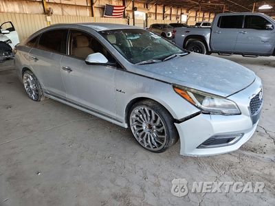 Czwarte zdjęcie samochodu z boku: 2016 HYUNDAI SONATA HYBRID SE VIN:KMHE24L13GA027219 - miniatura
