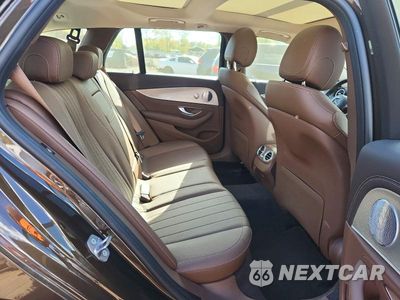 Zdjęcie 10 z 12 samochodu: 2018 MERCEDES-BENZ E 400 4MATIC VIN:WDDZH6GB6JA306082 - miniatura