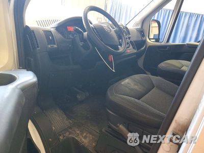 Zdjęcie 8 z 12 samochodu: 2016 RAM PROMASTER 3500 3500 HIGH VIN:3C6URVJG0GE100866 - miniatura
