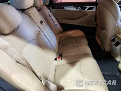 Zdjęcie 10 z 12 samochodu: 2015 HYUNDAI GENESIS 3.8L VIN:KMHGN4JE3FU052799 - miniatura