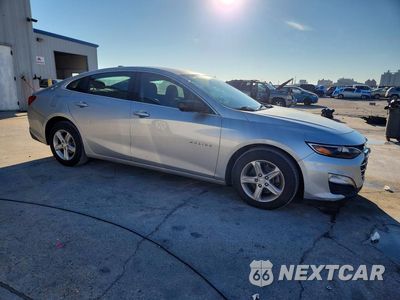 Czwarte zdjęcie samochodu z boku: 2020 CHEVROLET MALIBU LS VIN:1G1ZB5ST6LF023928 - miniatura