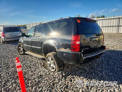 Drugie zdjęcie samochodu z przodu: 2013 CHEVROLET SUBURBAN K1500 LTZ VIN:1GNSKKE74DR195565 - miniatura