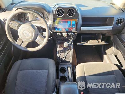 Zdjęcie 8 z 13 samochodu: 2016 JEEP COMPASS SPORT VIN:1C4NJDBB1GD617919 - miniatura
