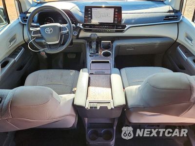 Zdjęcie 8 z 13 samochodu: 2021 TOYOTA SIENNA LE VIN:5TDBSKFC5MS013166 - miniatura