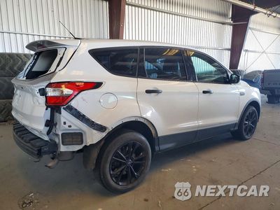 Trzecie zdjęcie samochodu z tyłu: 2017 FORD ESCAPE S VIN:1FMCU0F78HUA32815 - miniatura