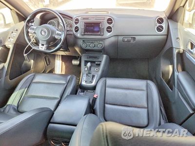 Zdjęcie 8 z 13 samochodu: 2016 VOLKSWAGEN TIGUAN S VIN:WVGAV7AX1GW519197 - miniatura