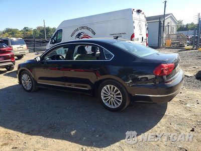 Drugie zdjęcie samochodu z przodu: 2016 VOLKSWAGEN PASSAT SE VIN:1VWBT7A34GC009596 - miniatura