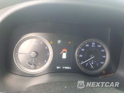 Zdjęcie 9 z 12 samochodu: 2018 HYUNDAI TUCSON LIMITED VIN:KM8J3CA28JU724652 - miniatura