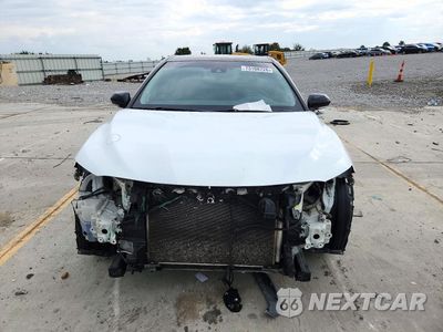 Piąte zdjęcie samochodu w środku: 2018 TOYOTA CAMRY XSE VIN:4T1B61HK9JU089804 - miniatura
