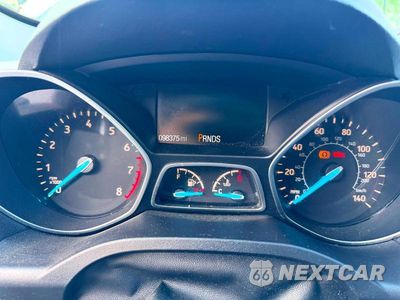 Zdjęcie 8 z 10 samochodu: 2017 FORD ESCAPE SE VIN:1FMCU9GD8HUC04625 - miniatura