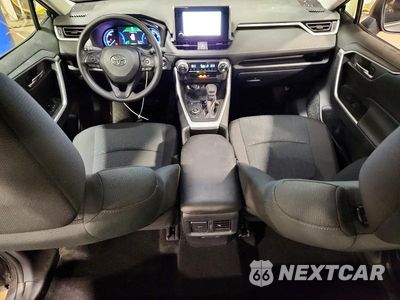 Zdjęcie 8 z 13 samochodu: 2025 TOYOTA RAV4 HYBRID XLE VIN:4T3RWRFV2SU191576 - miniatura
