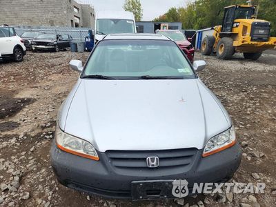 Piąte zdjęcie samochodu w środku: 2002 HONDA ACCORD EX VIN:1HGCG16502A069836 - miniatura