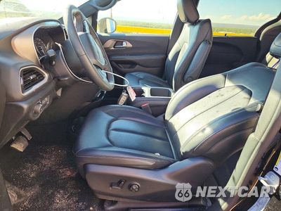 Zdjęcie 7 z 13 samochodu: 2025 CHRYSLER PACIFICA SELECT VIN:2C4RC1BG5SR551516 - miniatura