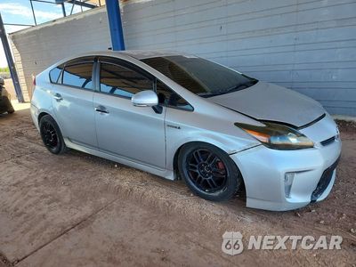 Czwarte zdjęcie samochodu z boku: 2013 TOYOTA PRIUS TWO VIN:JTDKN3DU2D5564993 - miniatura