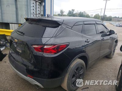 Trzecie zdjęcie samochodu z tyłu: 2021 CHEVROLET BLAZER 2LT VIN:3GNKBHR40MS561361 - miniatura
