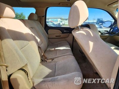 Zdjęcie 11 z 13 samochodu: 2008 CHEVROLET SUBURBAN C1500 LS VIN:3GNFC16028G243368 - miniatura