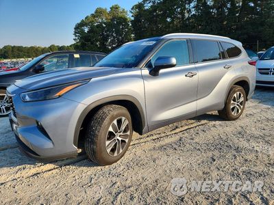 2022 TOYOTA HIGHLANDER XLE 5TDGZRAH2NS114681 - główne zdjęcie licytacji z USA - miniatura