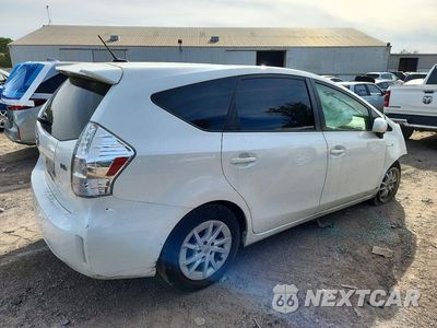 Trzecie zdjęcie samochodu z tyłu: 2013 TOYOTA PRIUS V THREE VIN:JTDZN3EU6D3264527 - miniatura